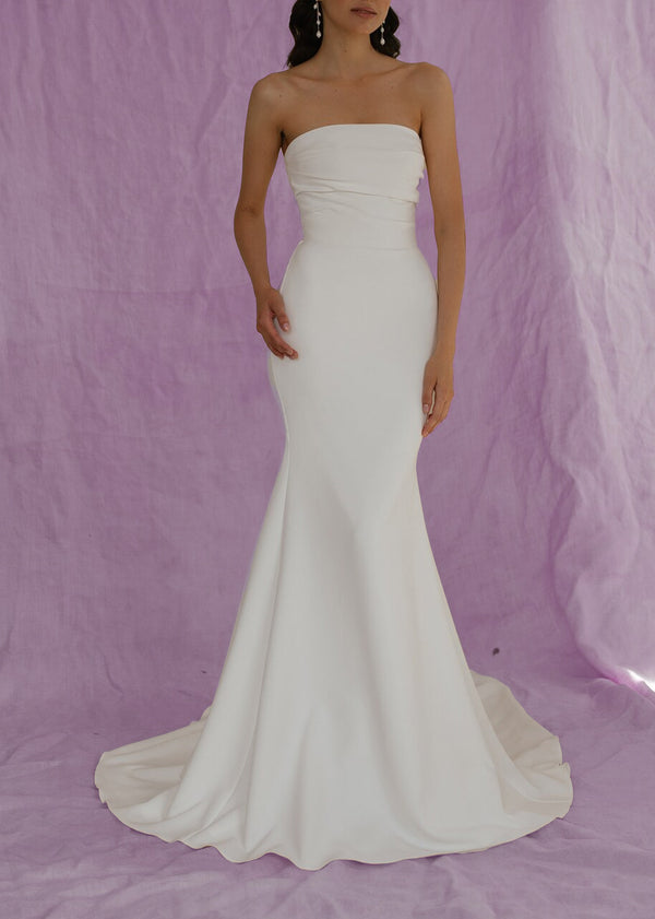 Elegant Strapless Crepe Fit and Flare Wedding Dress ET3045