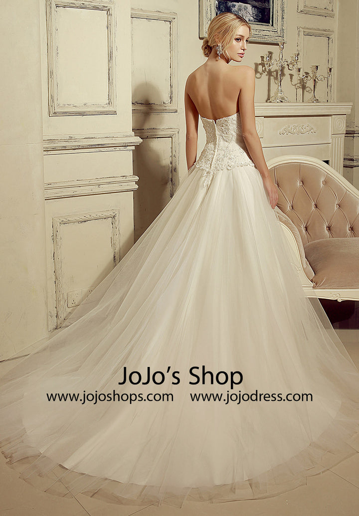 Strapless Ball Gown Style Wedding Dress with Sweetheart Neckline | HL1013
