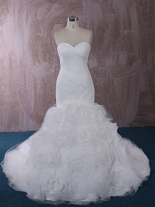 Strapless Fit and Flare Wedding Dress with Rosette Ruffle Skirt | QT1815014 Strapless Fit and Flare Wedding Dress with Rosette Ruffle Skirt | QT1815014
