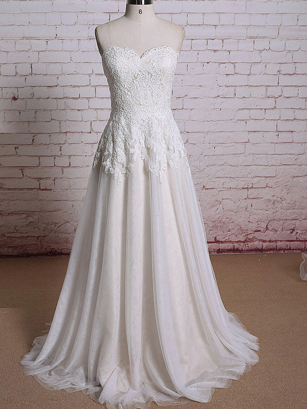 Vintage Strapless Lace Wedding Dress with Sweetheart Neckline | EE3011 JoJo Bridal Shop Vintage Strapless Lace Wedding Dress with Sweetheart Neckline | EE3011 JoJo Bridal Shop