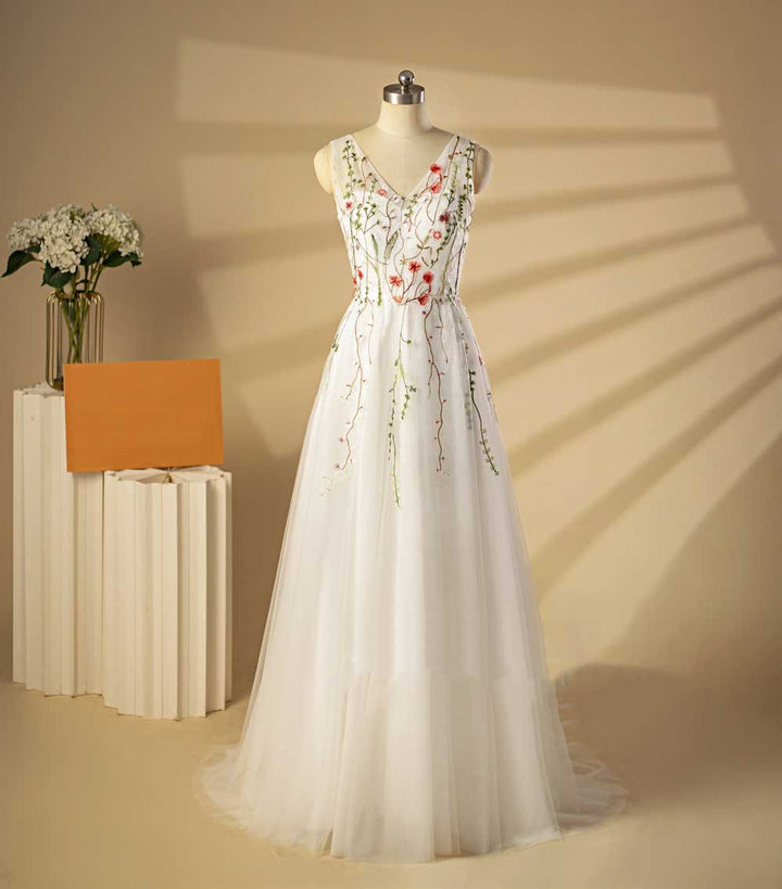 Boho Color Floral Lace Wedding Dress with Open Back ET3067