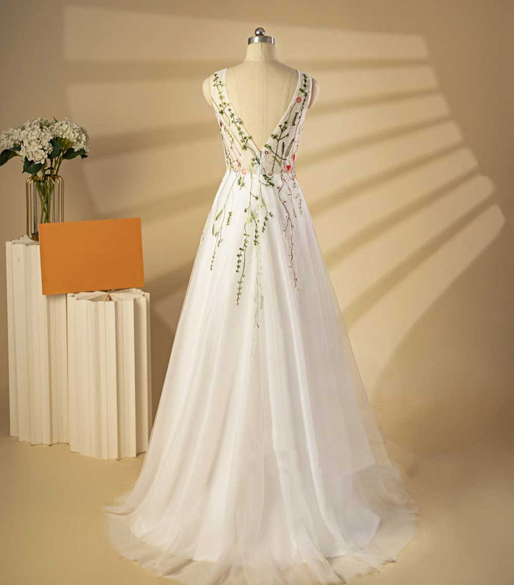 Boho Color Floral Lace Wedding Dress with Open Back ET3067