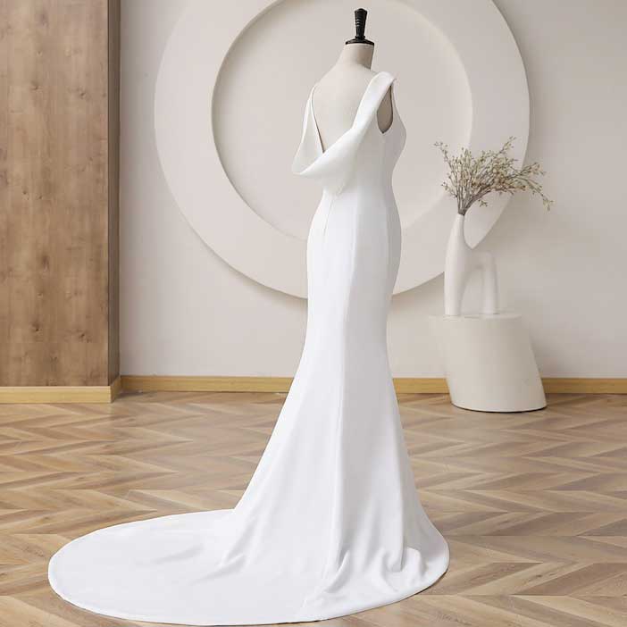 Elegant Minimalist Crepe Fit and Flare Wedding Dress with Cowl Back ET3060