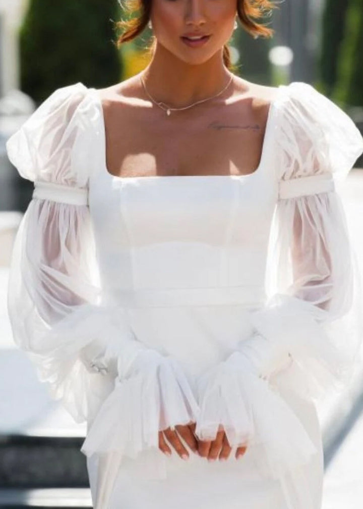 Simple Long Wedding Dress with Unique Bishop Sleeves ET3040