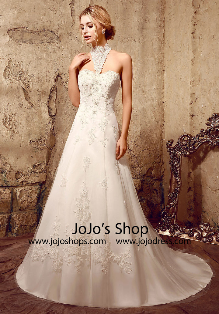A-line Halter Style Lace Wedding Dress | HL1001