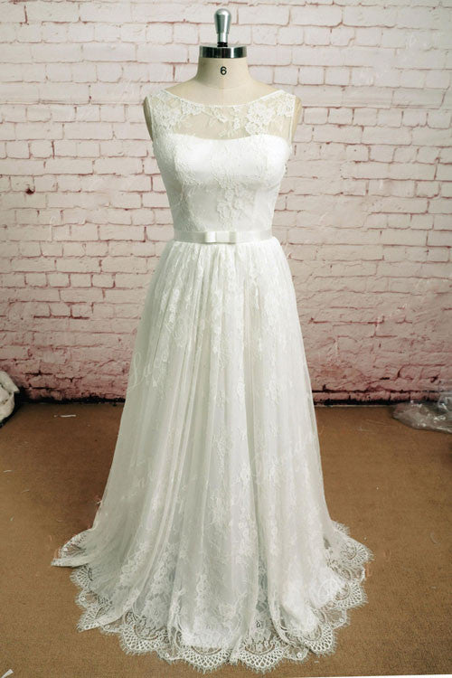 Elegant Vintage Style Lace Wedding Dress with French Lace | EE3002