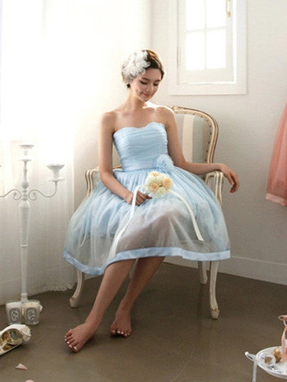 Sky Blue Strapless Short Bridesmaid Dress with Sweetheart Neckline