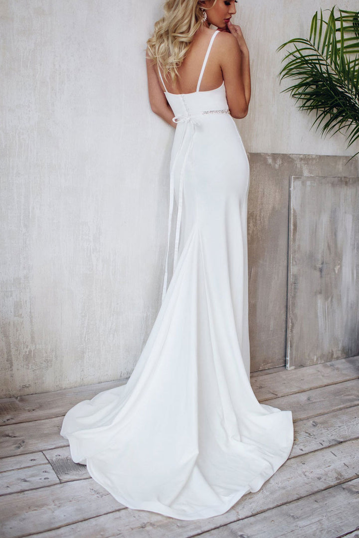 Sleek Long Elegant Minimalist Wedding Dress ET3015 JoJo Bridal Shop Sleek Long Elegant Minimalist Wedding Dress ET3015 JoJo Bridal Shop