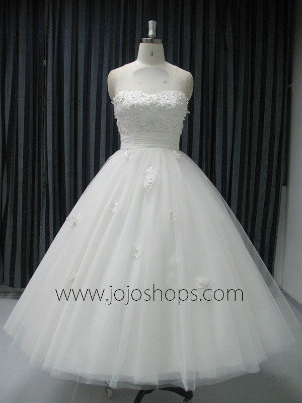 Retro Strapless Tea Length Wedding Gown with Daisy Flowers