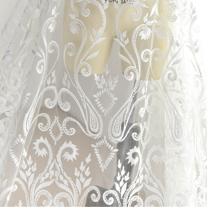 Vintage Style Ivory Embroidered Lace LC1003