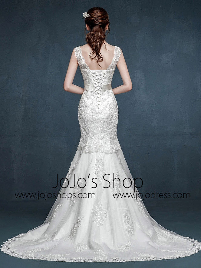 Vintage Inspired Mermaid Lace Wedding Dress 